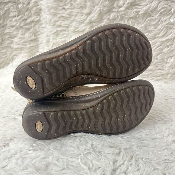 UGG Australia COVE Short Ankle BOOTS Lace Detail Tan Mocha Suede sz - Picture 6 of 8